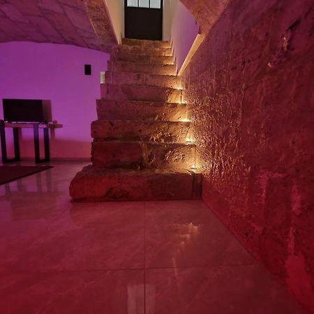 Appartamento LA FORTERESSE - Jacuzzi/Sauna - Centre Historique Rouen Esterno foto
