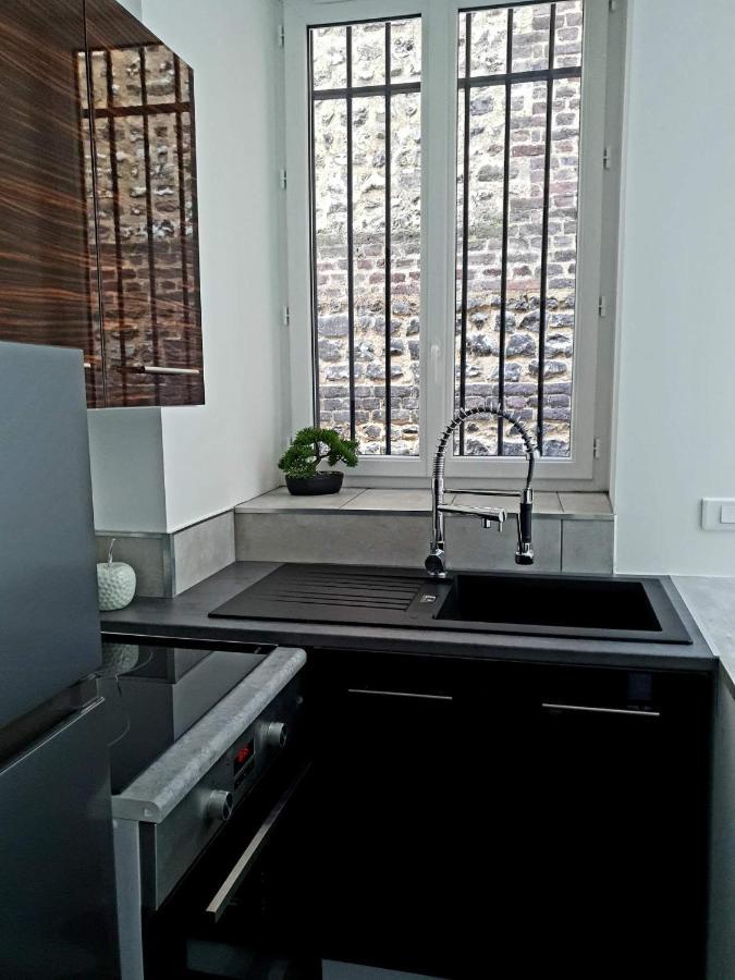 Appartamento LA FORTERESSE - Jacuzzi/Sauna - Centre Historique Rouen Esterno foto