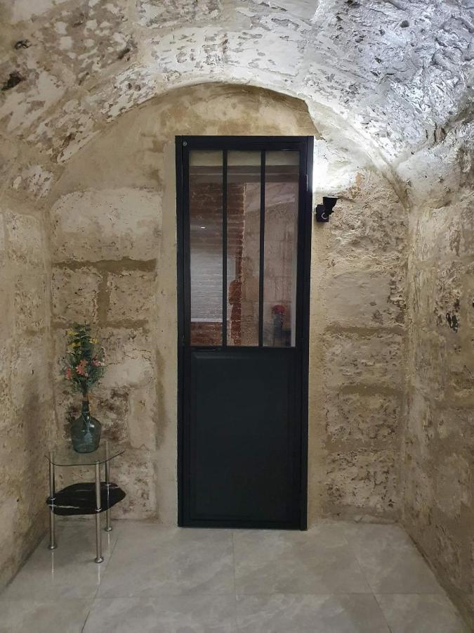 Appartamento LA FORTERESSE - Jacuzzi/Sauna - Centre Historique Rouen Esterno foto