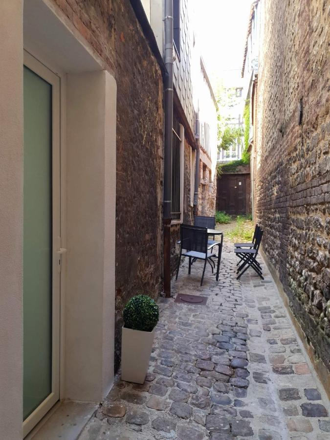 Appartamento LA FORTERESSE - Jacuzzi/Sauna - Centre Historique Rouen Esterno foto